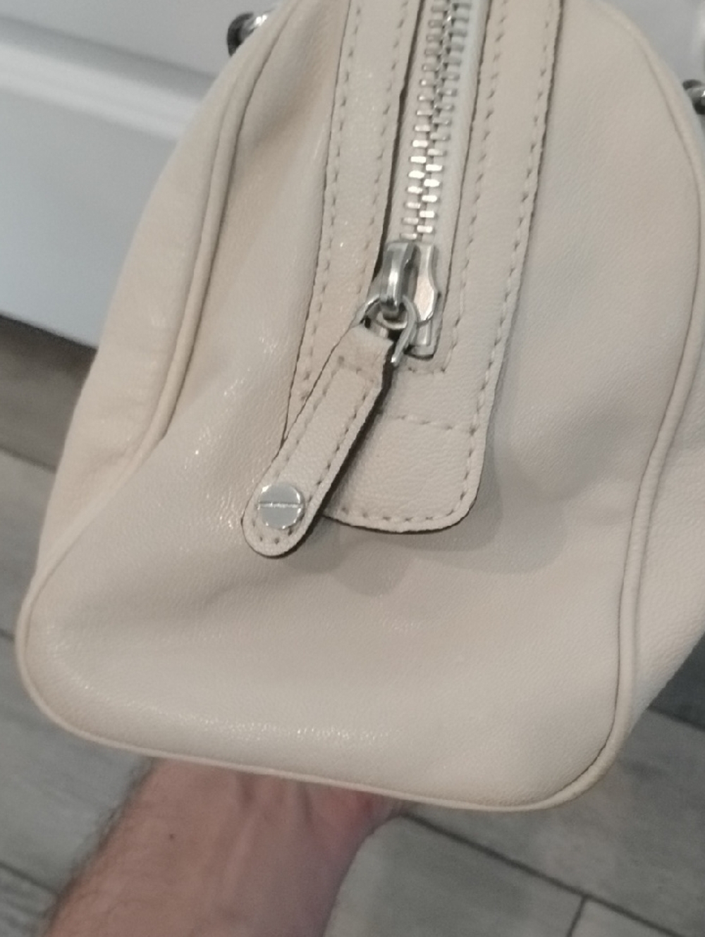 Michael Kors Cream Leather Satchel with Silver-Tone Lock - Picture 6 of 15
